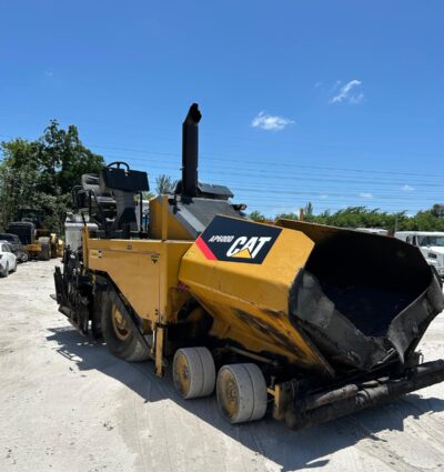 Pavimentadora Caterpillar AP600D